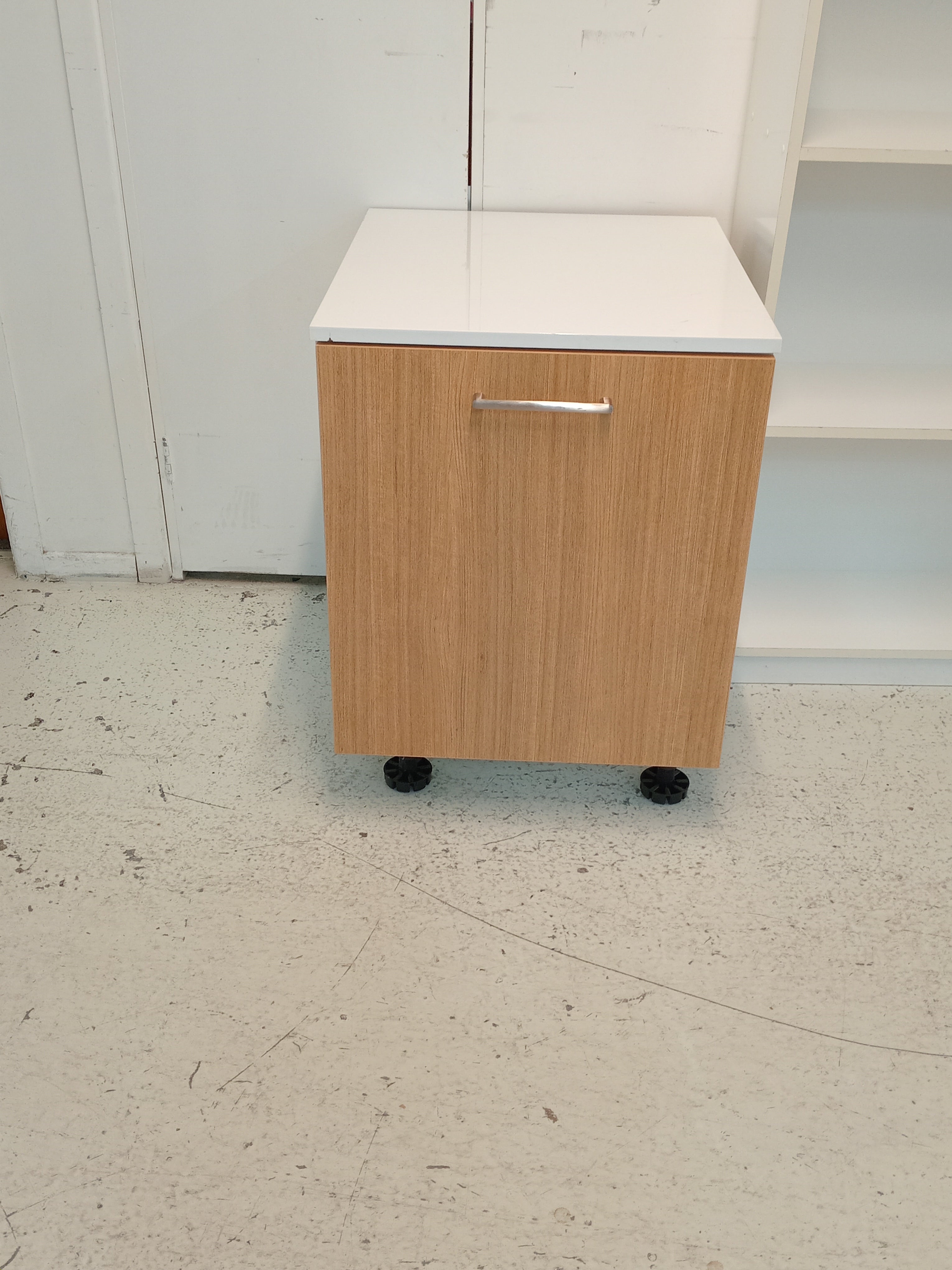 Cabinet/drawer unit